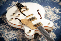 Gretsch  Falcon™ Center Block LTD with String-Thru Bigsby® and Gold Hardware, Ebony Fingerboard, Vintage White #JT25051583