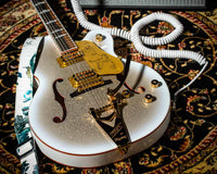 GRETSCH G6136TG-OP LIMITED EDITION ORVILLE PECK FALCON™ WITH STRING-THRU BIGSBY®
