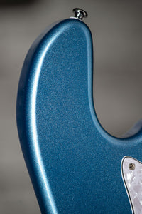 Lakland Skyline Darryl Jones, Lake Placid Blue SN#220811434