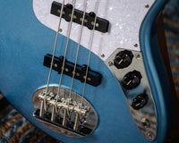 Lakland Skyline Darryl Jones, Lake Placid Blue SN#220811434