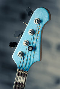 Lakland Skyline Darryl Jones, Lake Placid Blue SN#220416559