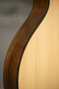Martin 000-12E Sitka/Koa w/ Gigbag #2850903