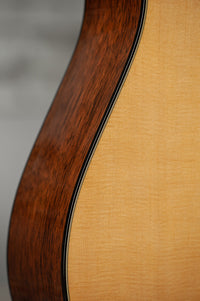 Martin D-18 #2980536