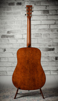 Martin D-18 #2980536