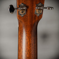 Martin D-18 #2980536