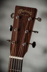 Martin D-18 #2980536