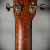 Martin D-18 #3051556