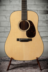 Martin D-18 #3051556