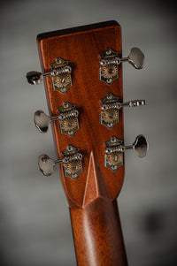 Martin D-28 Left Handed #2921499