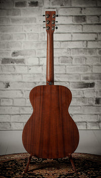 Martin 000-10E Retro Road Series Spruce/Sapele, Aging Toner #3106843