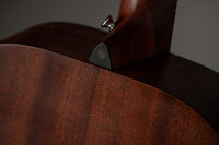 Martin 000-10E Retro Road Series Spruce/Sapele, Aging Toner #3108900