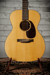 Martin 000-10E Retro Road Series Spruce/Sapele, Aging Toner #3108900