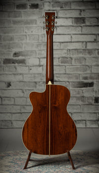 Martin OMC-28M Laurence Juber SN 35 Used
