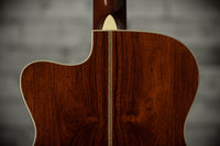 Martin OMC-28M Laurence Juber SN 35 Used