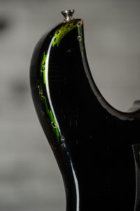 Novo Idris HSS Limited Bull Black/Candy Apple Green, Throbak Pickups, Signed by Dennis Fano #25680