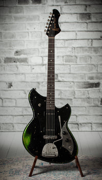 Novo Serus J Bull Black/Candy Apple Green #25331