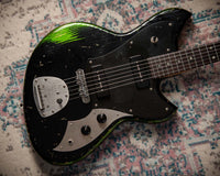 Novo Serus J Bull Black/Candy Apple Green #25331