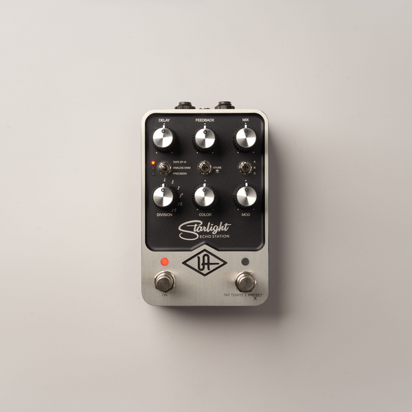 Universal Audio UAFX Starlight Echo Station Stereo Delay Pedal