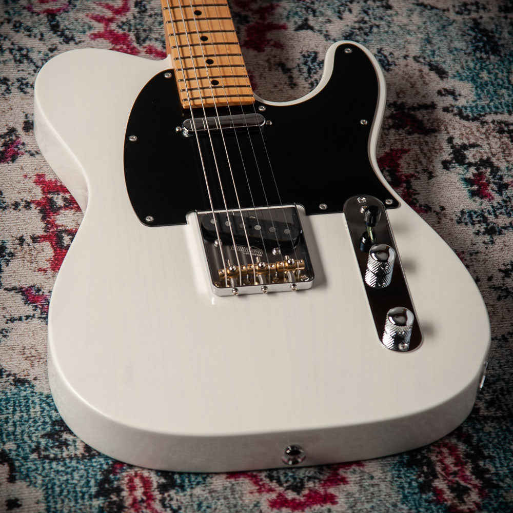Suhr Classic T Antique Trans White Swamp Ash Maple SSCII SN#80349
