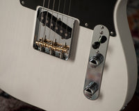 Suhr Classic T Antique Trans White Swamp Ash Maple SSCII SN#80349
