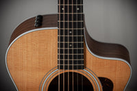 Taylor 212ce SN#2209114402