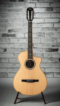 Taylor 812ce-N #1205182099