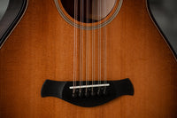 Taylor Builder's Edition 652ce Wild Honey Burst SN# 208264100