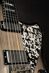 Novo Voltur Trans Inca Silvertone Burst - Dealer SIgnature