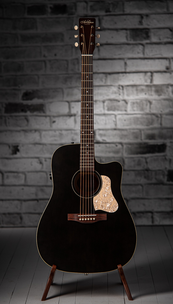 Art & Lutherie Americana Faded Black CW QIT – Lauzon Music