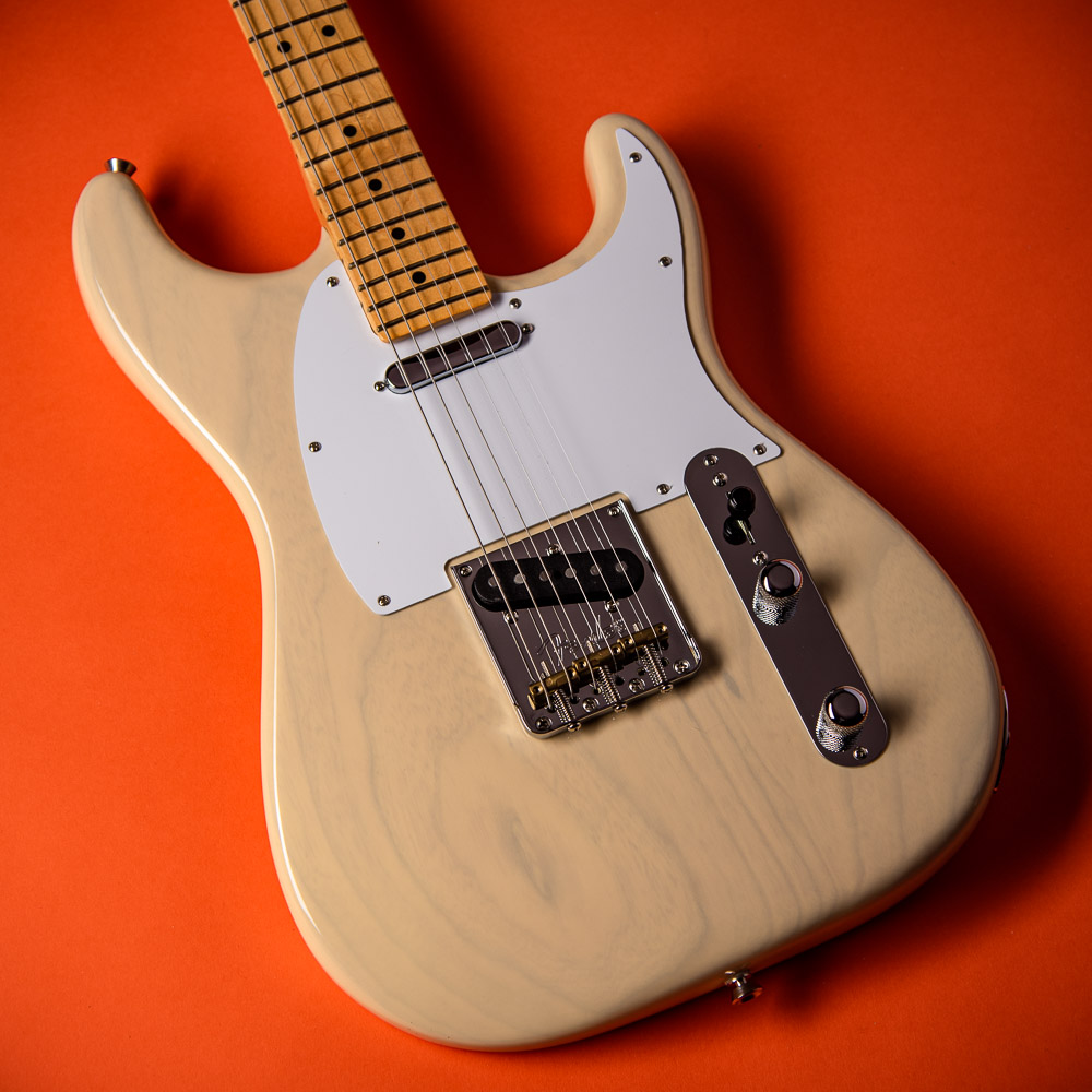 Whiteguard stratocaster online