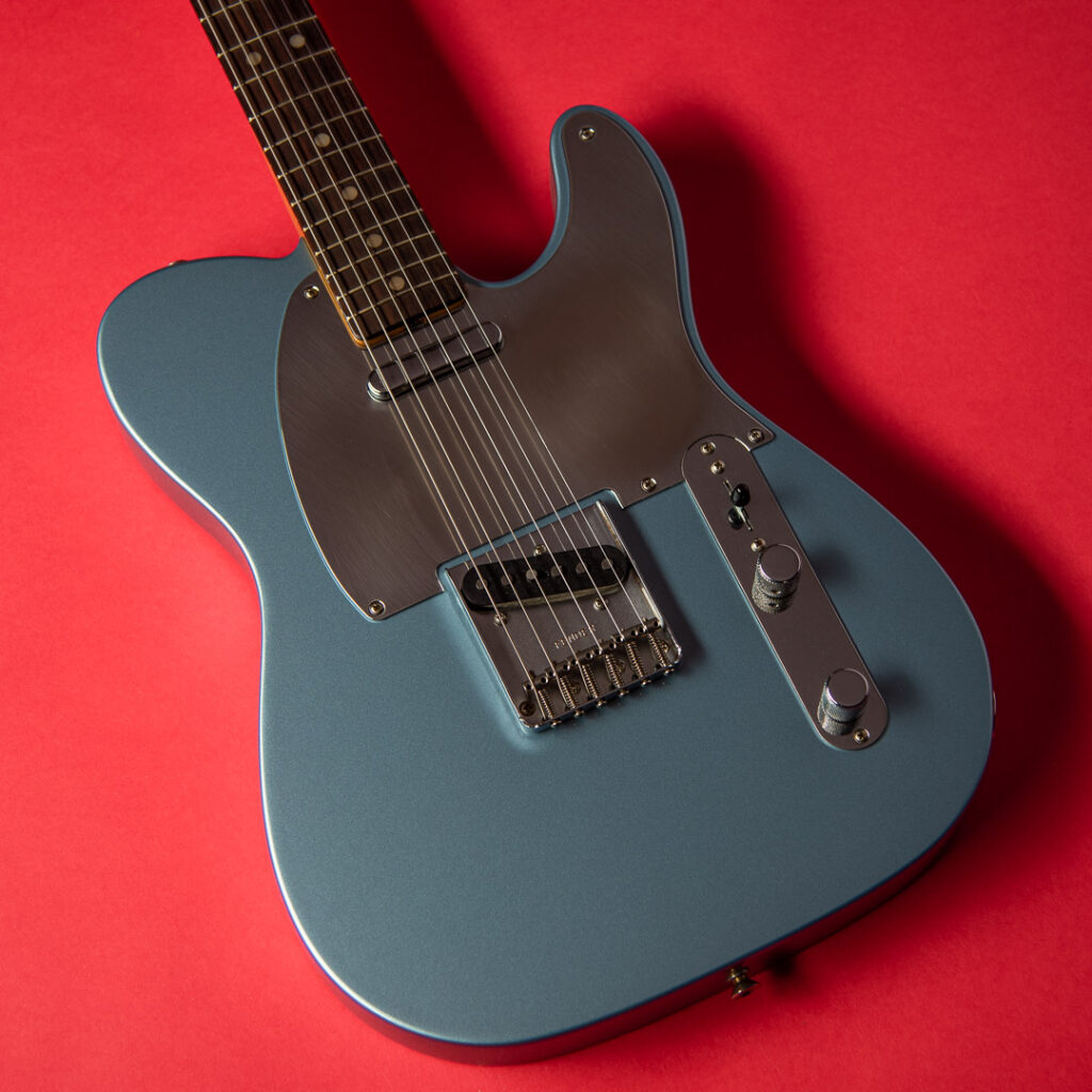 Fender Chrissie Hynde Telecaster®, Rosewood Fingerboard, Ice Blue ...