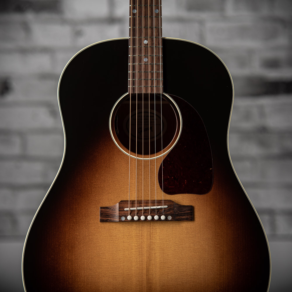 Gibson J-45 Standard Vintage Burst SN#22141042 - Lauzon Music