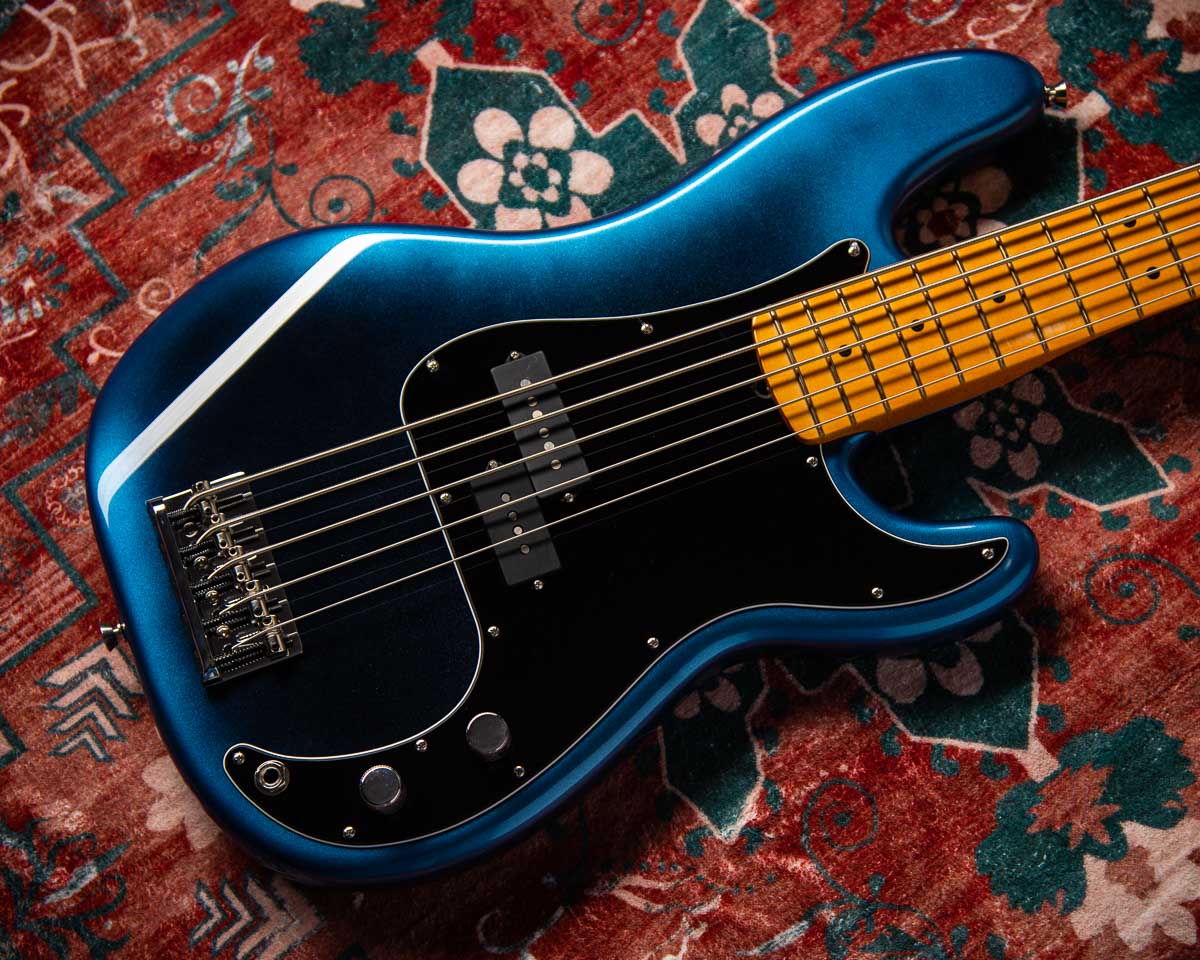 Fender American Professional II P-Bass V Dark Night SN# US22135868 